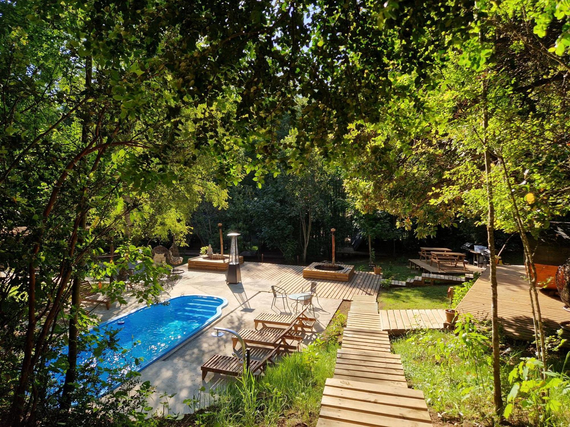 Acampamento Ecos Del Manantial *